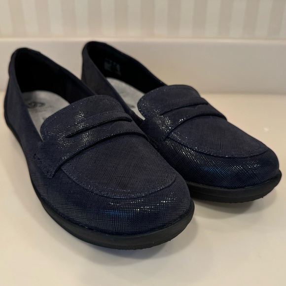 Clarks Cloudsteppers Ayla Slip On Loafer Flats - Picture 4 of 16